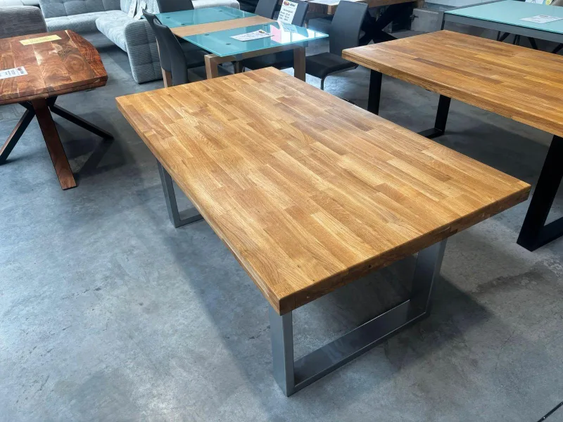 Esstisch Eiche massiv 180x100 cm Baumkante