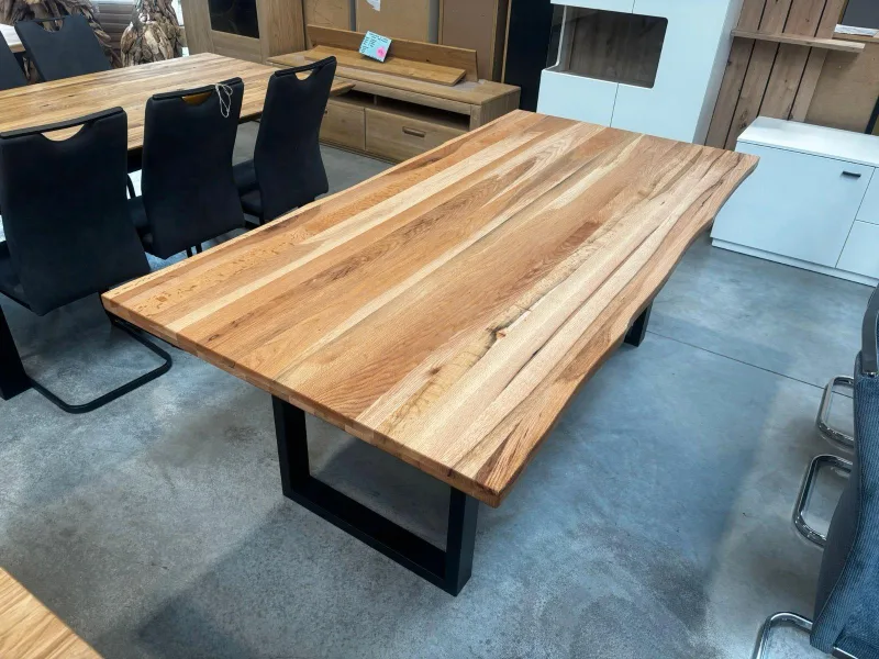 Esstisch Zerreiche massiv Baumkante 200x100 cm